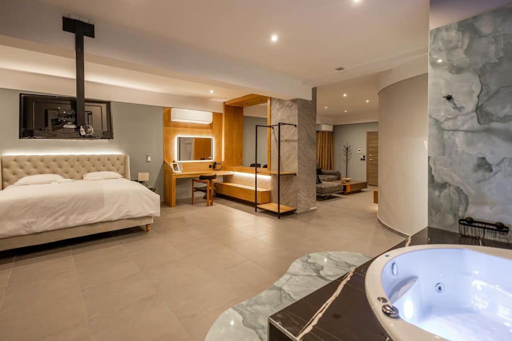 Smaragdi Luxury Jacuzzi Apartment Noho Premium Living Athén Kültér fotó